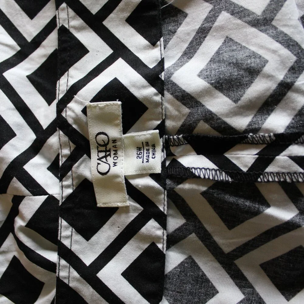 Cato Geometric Pattern Skirt - Picture 3 of 3